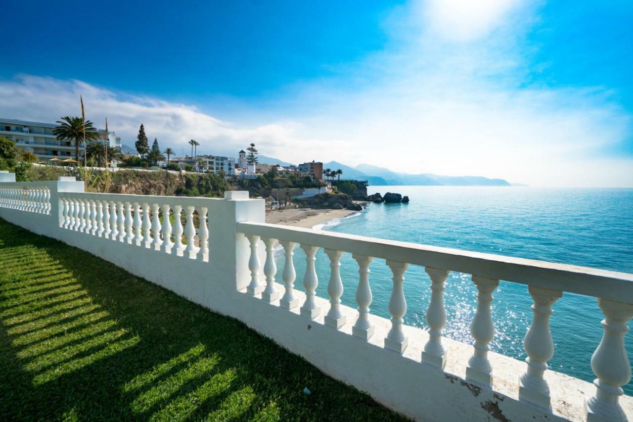 Palmeras 80 Menyber Нерха Экстерьер фото